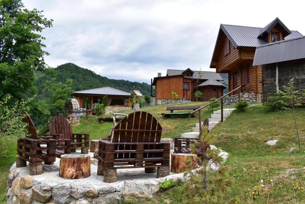 Gradine - Katun Kamp Villa Plav Luaran gambar