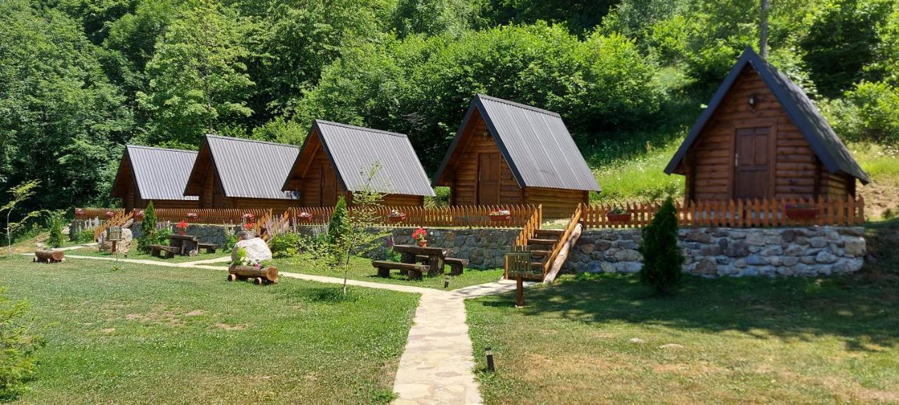 Gradine - Katun Kamp Villa Plav Luaran gambar
