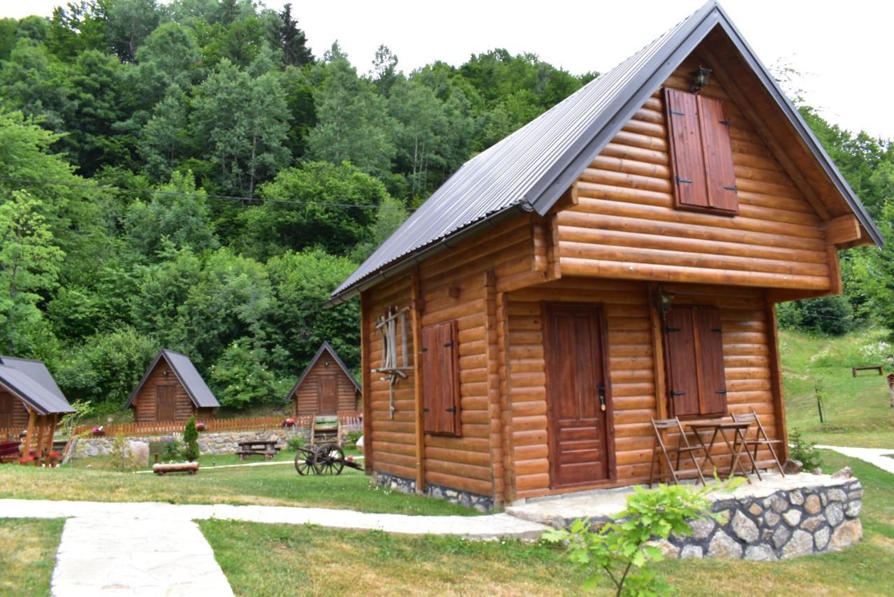 Gradine - Katun Kamp Villa Plav Bilik gambar