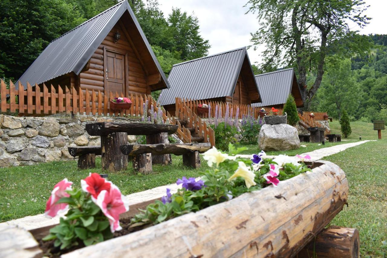 Gradine - Katun Kamp Villa Plav Bilik gambar