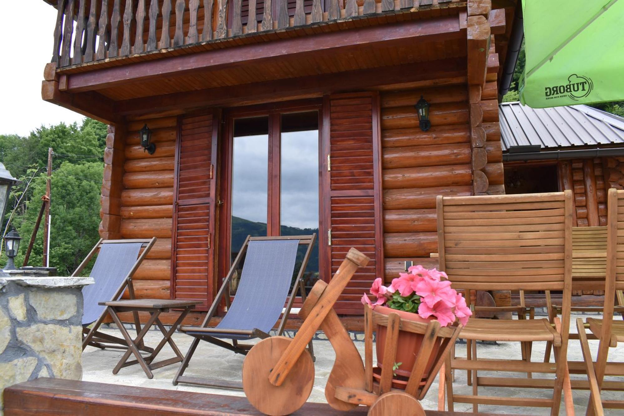 Gradine - Katun Kamp Villa Plav Bilik gambar