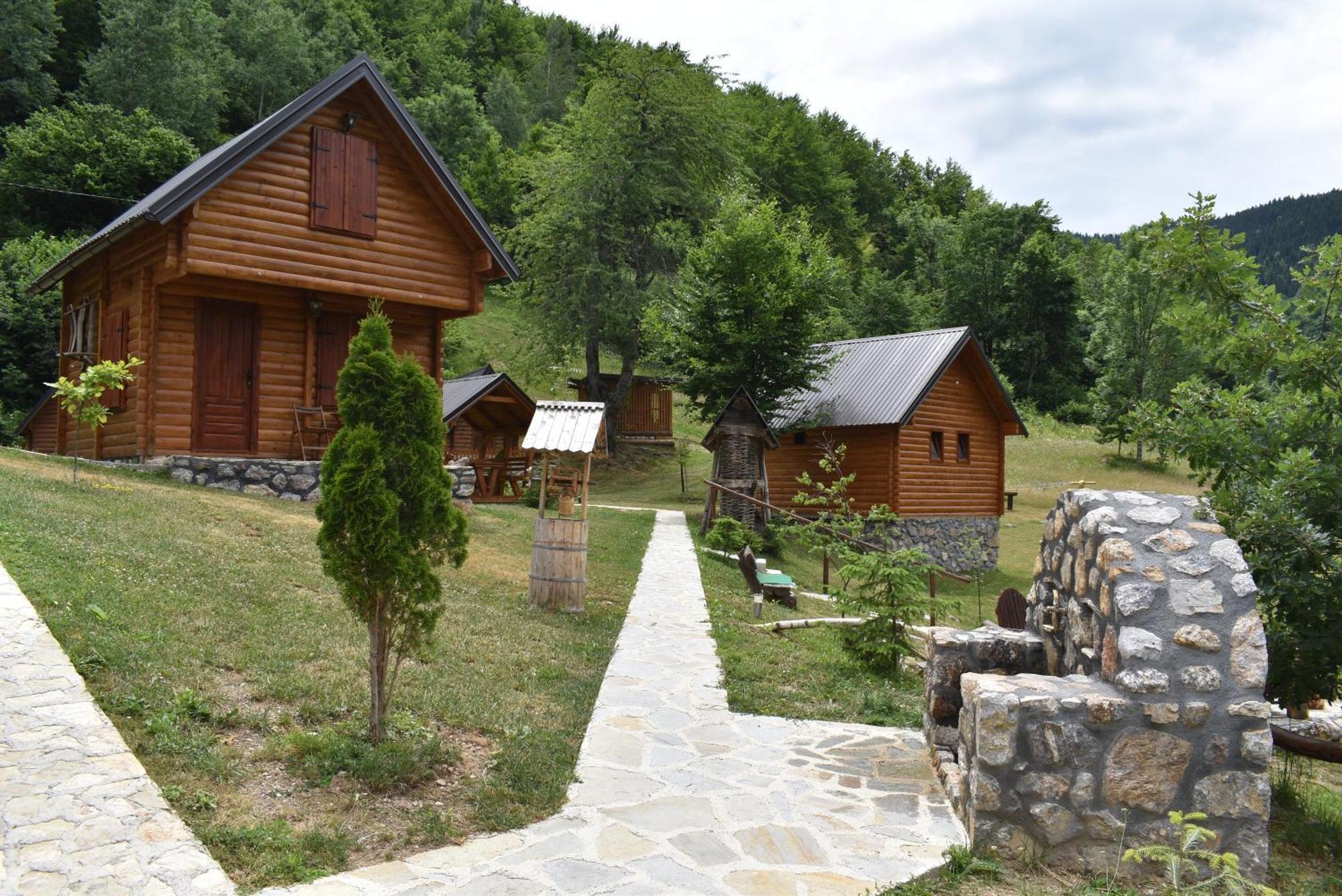 Gradine - Katun Kamp Villa Plav Bilik gambar