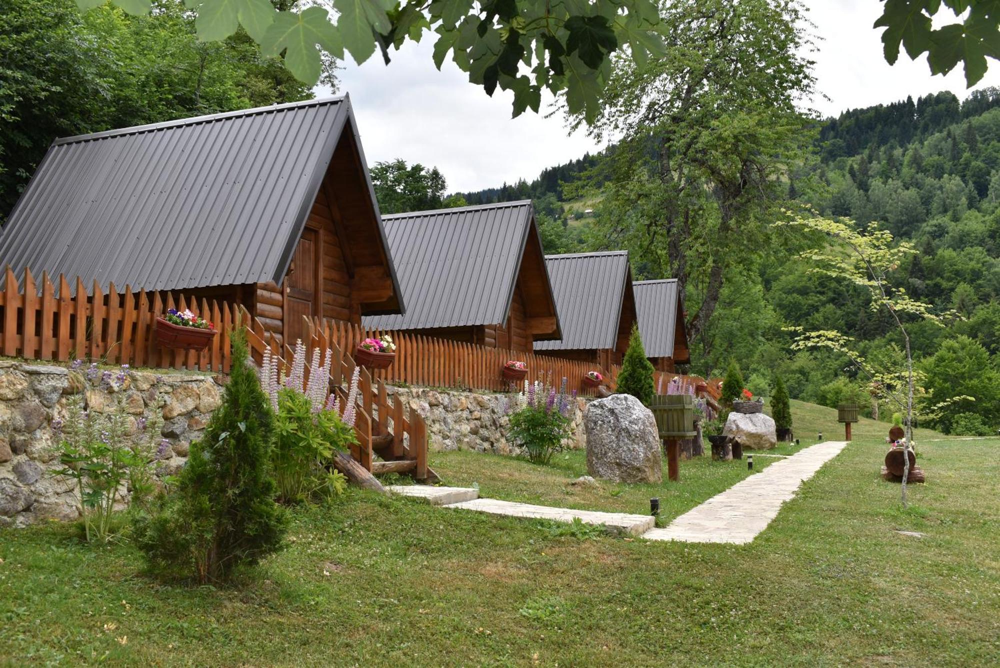 Gradine - Katun Kamp Villa Plav Bilik gambar
